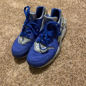 Nike Blue Hauraches